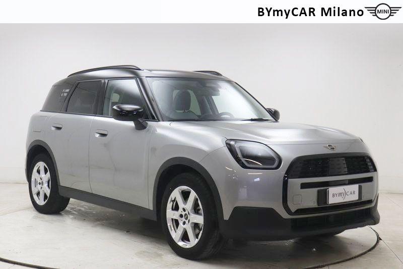 Mini Countryman Mini Countryman 2.0 48V D Classic auto https://cdn.bymycar.eu/it-bo/assets/images/vehicles/vo/6277/MINI-MINI-COUNTRYMAN-U25-jpg-4.jpg