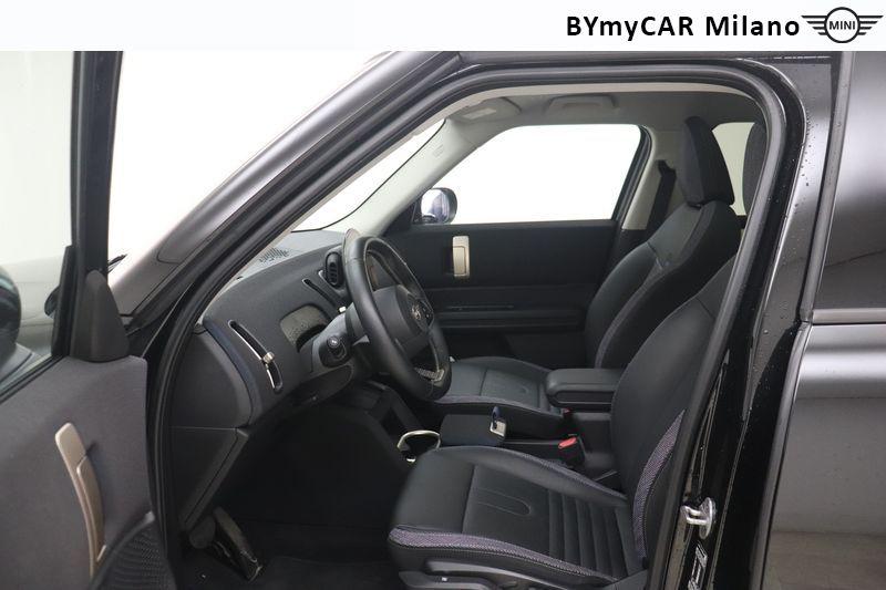Mini Countryman Mini Countryman 2.0 48V D Classic auto https://cdn.bymycar.eu/it-bo/assets/images/vehicles/vo/6278/MINI-MINI-COUNTRYMAN-U25-jpg-10.jpg