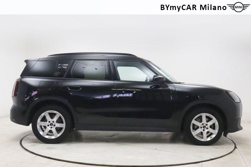 Mini Countryman Mini Countryman 2.0 48V D Classic auto https://cdn.bymycar.eu/it-bo/assets/images/vehicles/vo/6278/MINI-MINI-COUNTRYMAN-U25-jpg-6.jpg