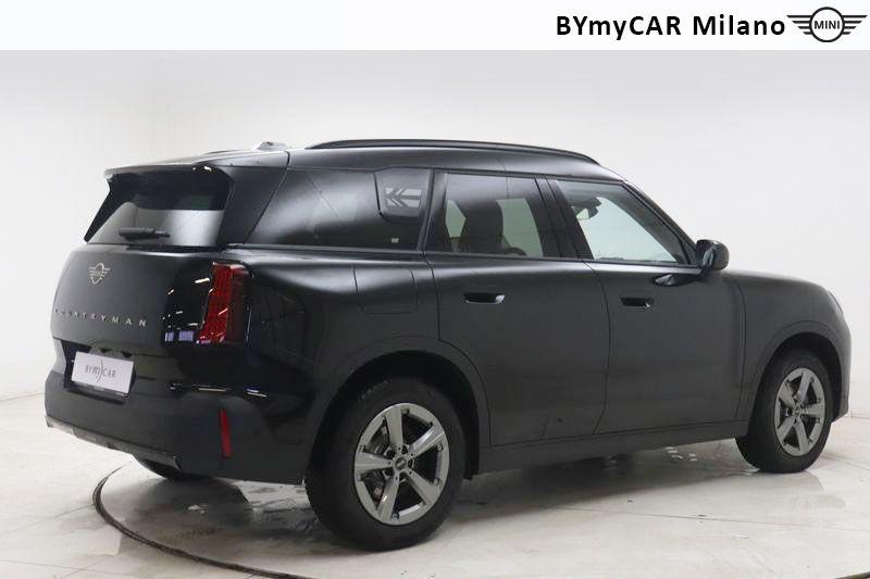 Mini Countryman Mini Countryman 2.0 48V D Classic auto https://cdn.bymycar.eu/it-bo/assets/images/vehicles/vo/6279/MINI-MINI-COUNTRYMAN-U25-jpg-7.jpg