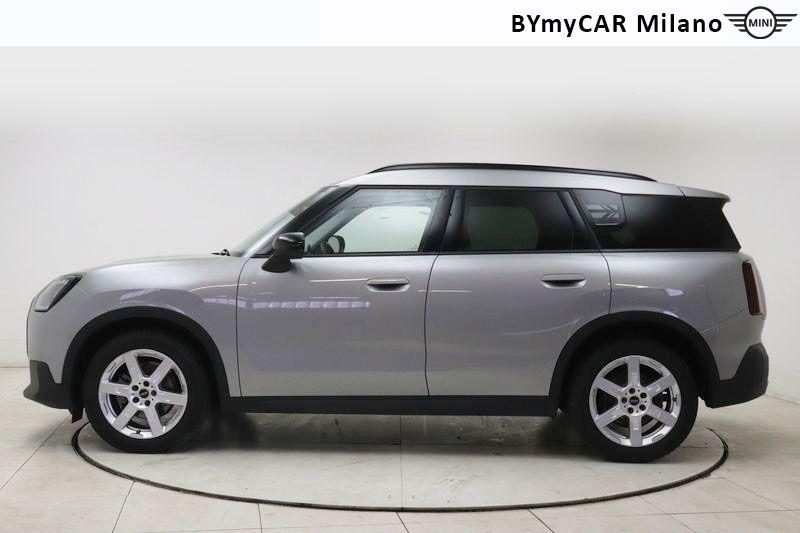 Mini Countryman Mini Countryman 2.0 48V D Classic auto https://cdn.bymycar.eu/it-bo/assets/images/vehicles/vo/6282/MINI-MINI-COUNTRYMAN-U25-jpg-2.jpg