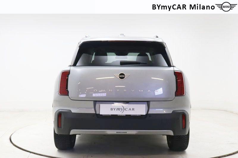 Mini Countryman Mini Countryman 2.0 48V D Classic auto https://cdn.bymycar.eu/it-bo/assets/images/vehicles/vo/6282/MINI-MINI-COUNTRYMAN-U25-jpg-3.jpg