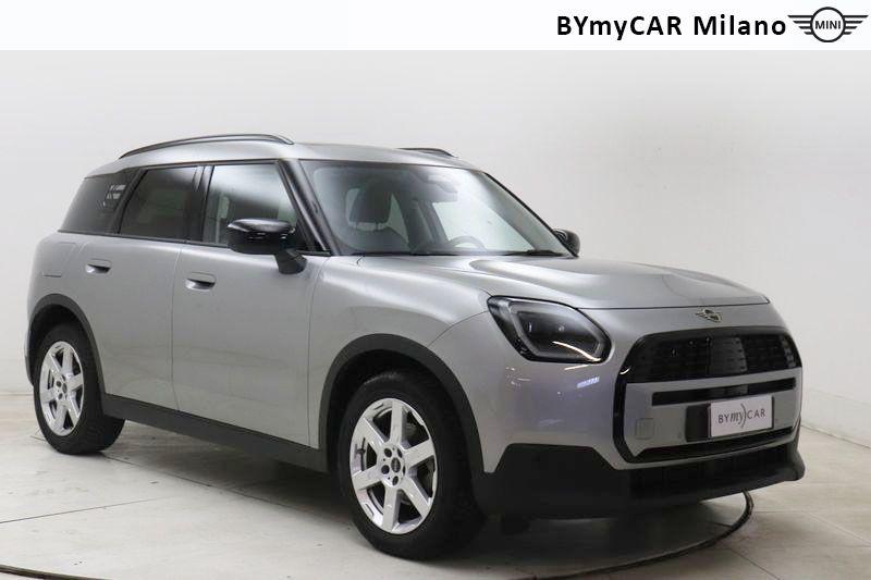Mini Countryman Mini Countryman 2.0 48V D Classic auto https://cdn.bymycar.eu/it-bo/assets/images/vehicles/vo/6282/MINI-MINI-COUNTRYMAN-U25-jpg-5.jpg
