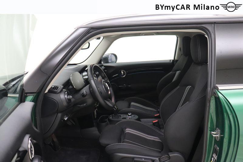 Mini Mini Mini 3p Cooper SE Classic auto https://cdn.bymycar.eu/it-bo/assets/images/vehicles/vo/6285/MINI-MINI-F56-2021-FULL-ELECTRIC-jpg-10.jpg
