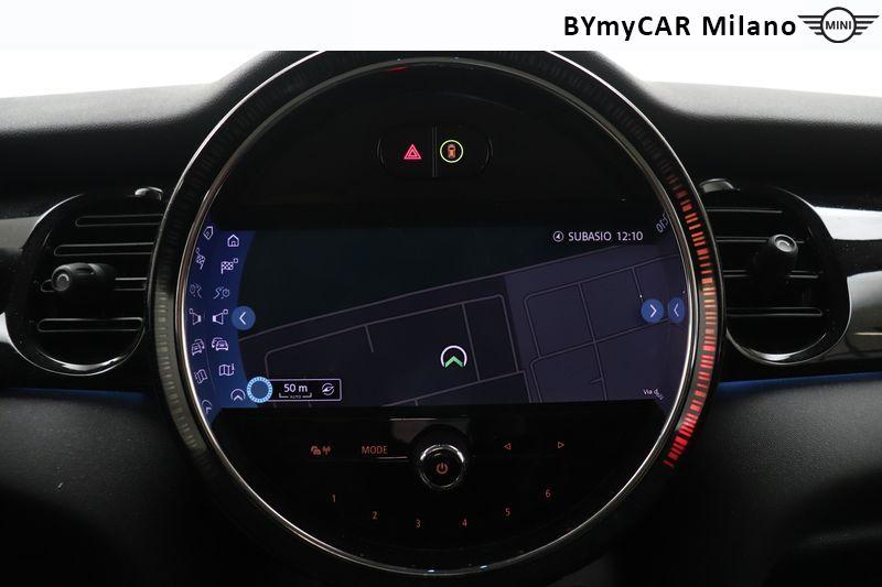 Mini Mini Mini 3p Cooper SE Classic auto https://cdn.bymycar.eu/it-bo/assets/images/vehicles/vo/6285/MINI-MINI-F56-2021-FULL-ELECTRIC-jpg-12.jpg