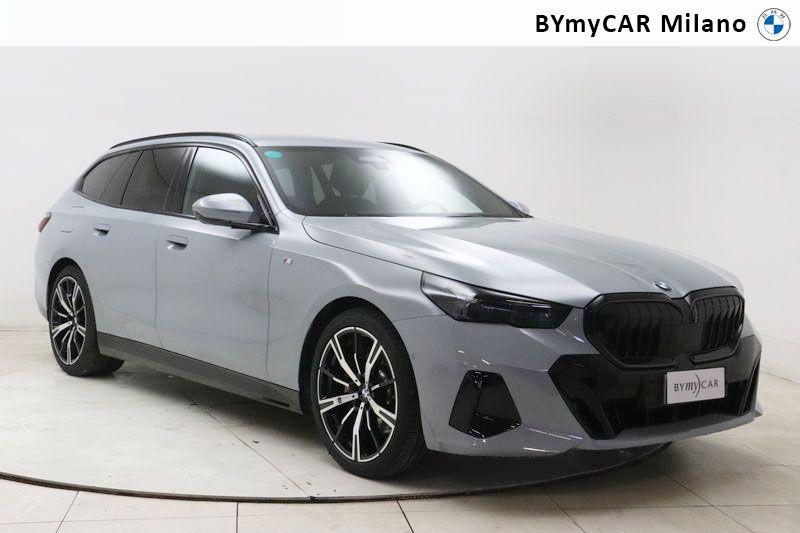 BMW Serie 5 520d Touring 48V xdrive MSport auto https://cdn.bymycar.eu/it-bo/assets/images/vehicles/vo/6286/BMW-SERIE-5-G61-2024-TOURING-jpg-5.jpg