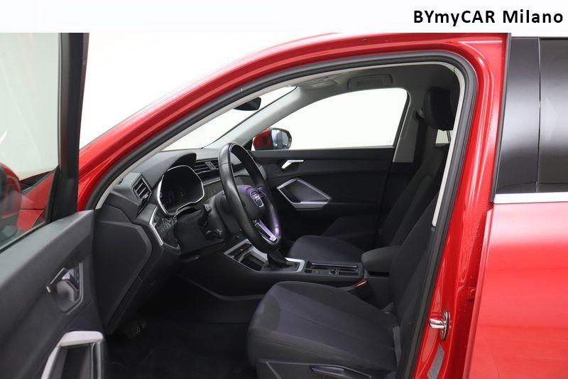 Audi Q3 Q3 Sportback 40 2.0 tdi S line edition quattro 200cv s-tronic https://cdn.bymycar.eu/it-bo/assets/images/vehicles/vo/6289/AUDI-Q3-I-2019-SPORTBACK-jpg-11.jpg