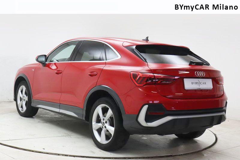 Audi Q3 Q3 Sportback 40 2.0 tdi S line edition quattro 200cv s-tronic https://cdn.bymycar.eu/it-bo/assets/images/vehicles/vo/6289/AUDI-Q3-I-2019-SPORTBACK-jpg-15.jpg