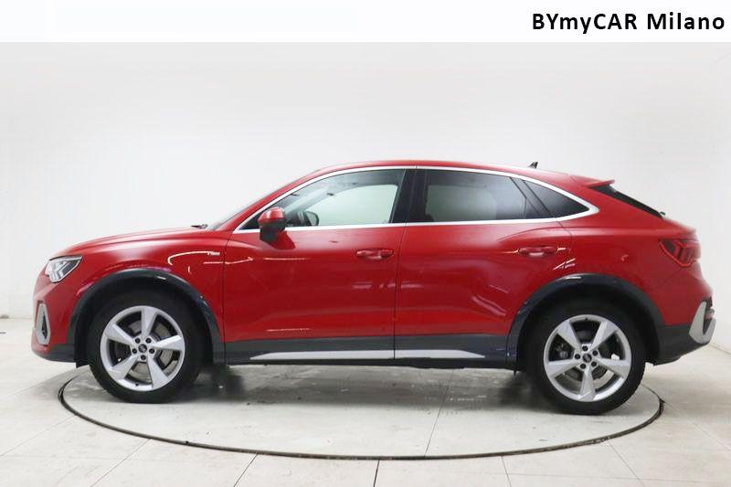Audi Q3 Q3 Sportback 40 2.0 tdi S line edition quattro 200cv s-tronic https://cdn.bymycar.eu/it-bo/assets/images/vehicles/vo/6289/AUDI-Q3-I-2019-SPORTBACK-jpg-2.jpg