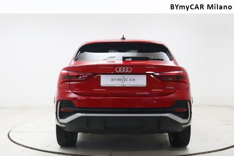 Audi Q3 Q3 Sportback 40 2.0 tdi S line edition quattro 200cv s-tronic https://cdn.bymycar.eu/it-bo/assets/images/vehicles/vo/6289/AUDI-Q3-I-2019-SPORTBACK-jpg-3.jpg