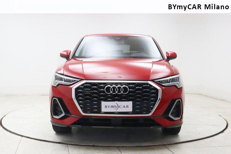 Audi Q3 Q3 Sportback 40 2.0 tdi S line edition quattro 200cv s-tronic https://cdn.bymycar.eu/it-bo/assets/images/vehicles/vo/6289/AUDI-Q3-I-2019-SPORTBACK-jpg-4.jpg