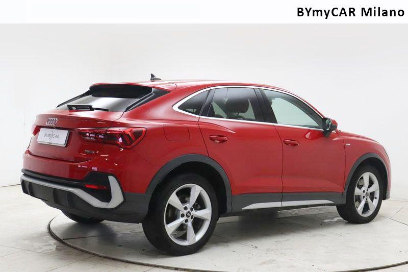 Audi Q3 Q3 Sportback 40 2.0 tdi S line edition quattro 200cv s-tronic https://cdn.bymycar.eu/it-bo/assets/images/vehicles/vo/6289/AUDI-Q3-I-2019-SPORTBACK-jpg-7.jpg