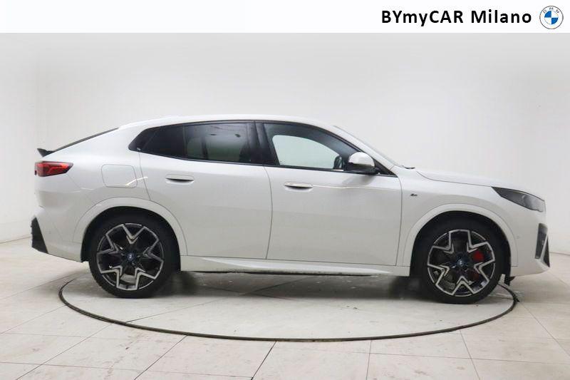 BMW X2 iX2 xdrive 30 MSport https://cdn.bymycar.eu/it-bo/assets/images/vehicles/vo/6382/BMW-X2-U10-jpg-6.jpg