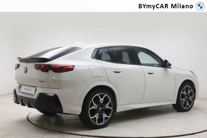 BMW X2 iX2 xdrive 30 MSport https://cdn.bymycar.eu/it-bo/assets/images/vehicles/vo/6382/BMW-X2-U10-jpg-7.jpg